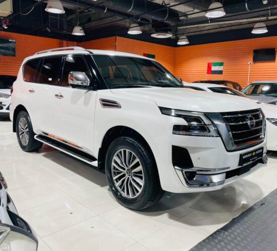 Nissan Patrol Platinum City White 2020 6 Cylinder 4.0L – GCC Specification